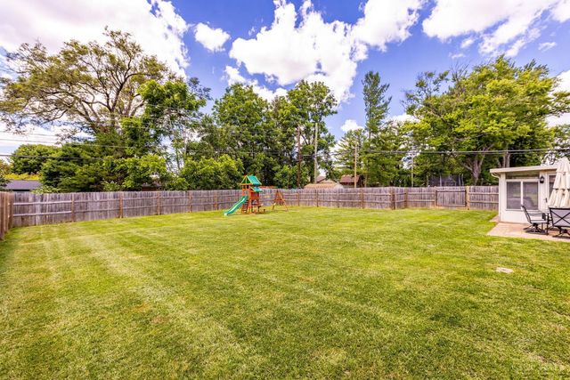 2097 Bonniedale Drive, Bellbrook, OH 45305
