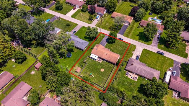2097 Bonniedale Drive, Bellbrook, OH 45305