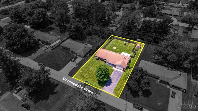 2097 Bonniedale Drive, Bellbrook, OH 45305