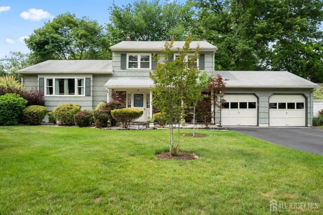 6 Eileen Court, East Brunswick, NJ 08816