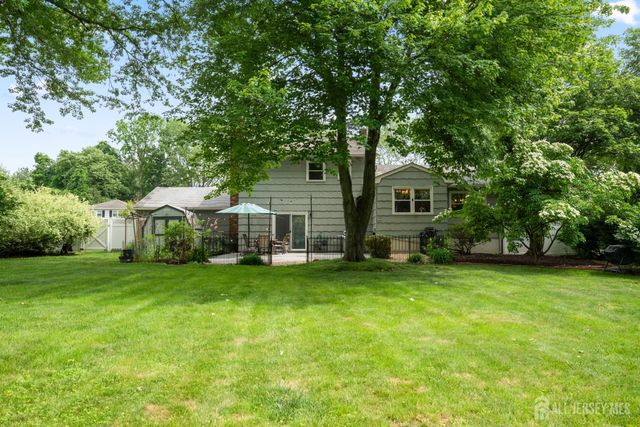 6 Eileen Court, East Brunswick, NJ 08816