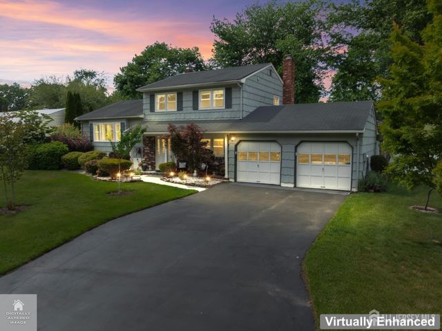 6 Eileen Court, East Brunswick, NJ 08816