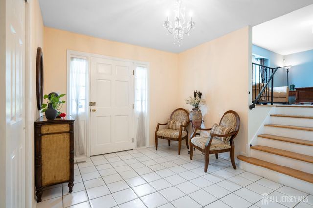 6 Eileen Court, East Brunswick, NJ 08816