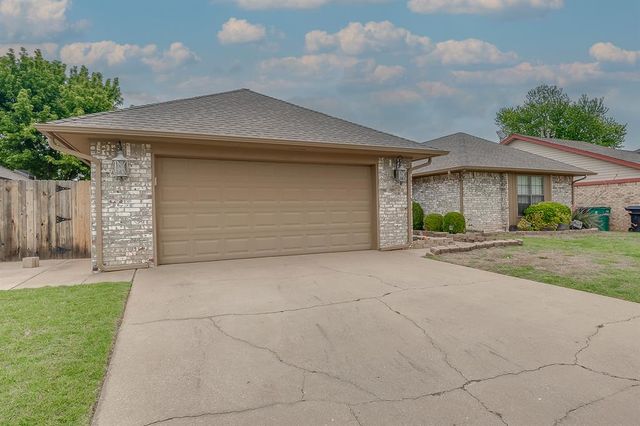 8113 NW 118th Street, Oklahoma City, OK 73162