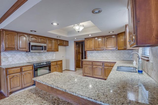 8113 NW 118th Street, Oklahoma City, OK 73162