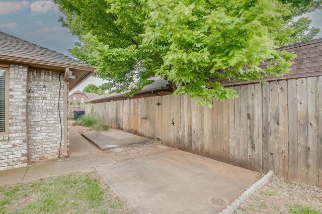 8113 NW 118th Street, Oklahoma City, OK 73162