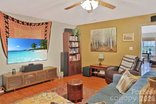 1798 New Stock Road, Weaverville, NC 28787