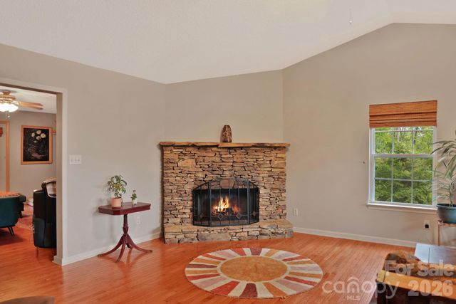 1798 New Stock Road, Weaverville, NC 28787