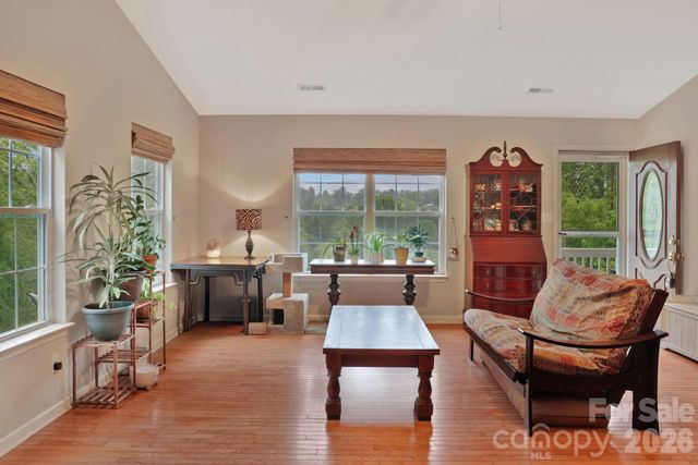 1798 New Stock Road, Weaverville, NC 28787