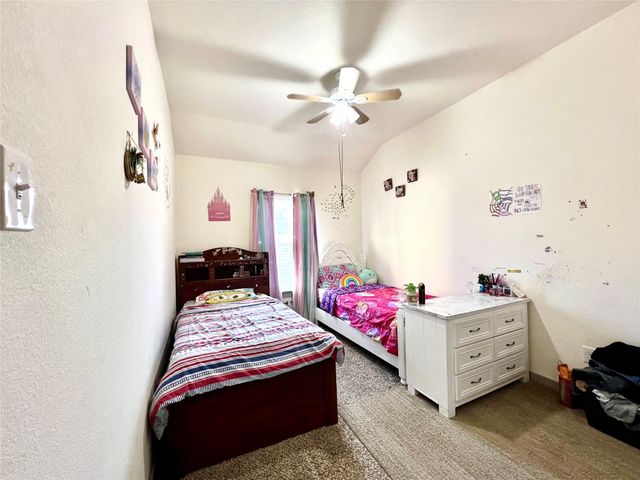 12607 Bay Avenue, Fort Worth, TX 76040