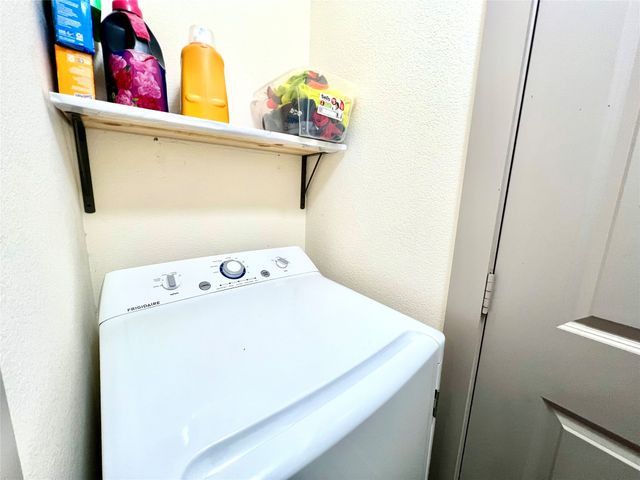 12607 Bay Avenue, Fort Worth, TX 76040