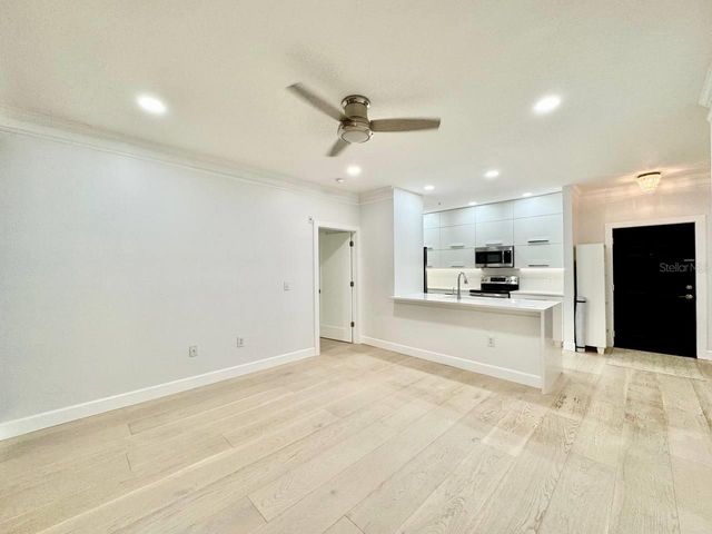 4207 S DALE MABRY HIGHWAY 5110, Tampa, FL 33611