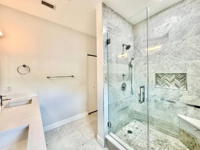 4207 S DALE MABRY HIGHWAY 5110, Tampa, FL 33611