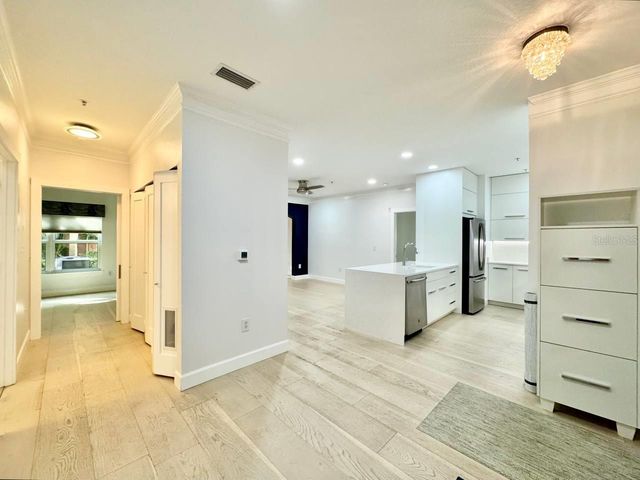 4207 S DALE MABRY HIGHWAY 5110, Tampa, FL 33611