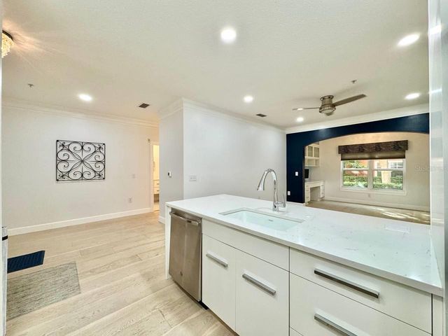 4207 S DALE MABRY HIGHWAY 5110, Tampa, FL 33611