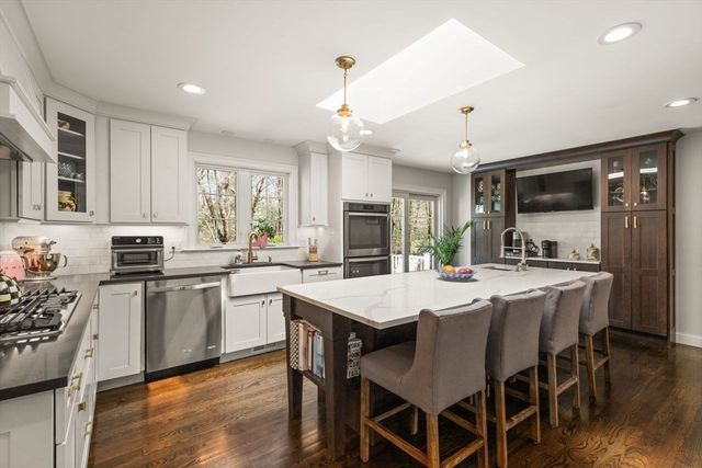 15 Ramblewood Drive, Easton, MA 02356