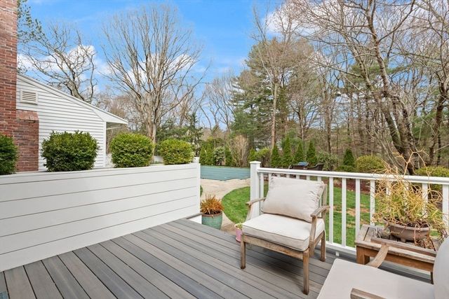 15 Ramblewood Drive, Easton, MA 02356