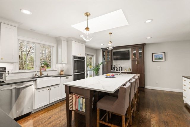 15 Ramblewood Drive, Easton, MA 02356