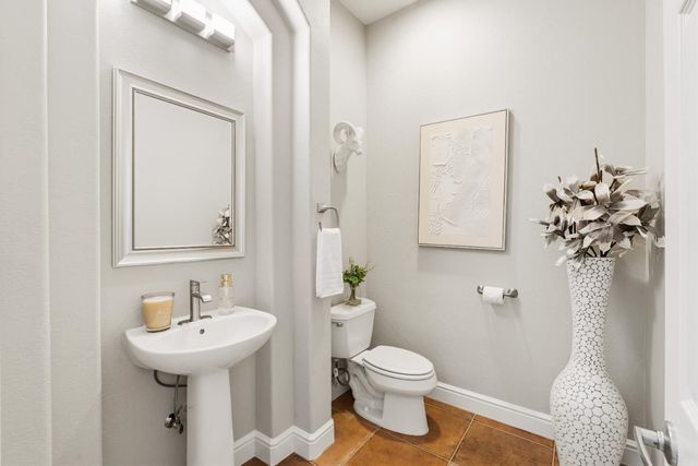 1564 Vista Ridge Way, Roseville, CA 95661