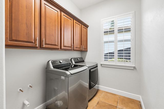 1564 Vista Ridge Way, Roseville, CA 95661