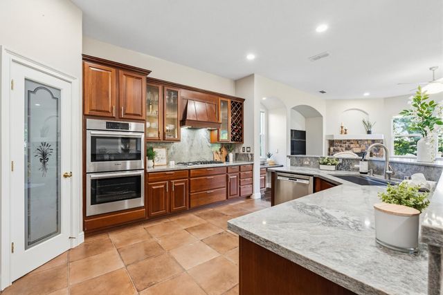 1564 Vista Ridge Way, Roseville, CA 95661