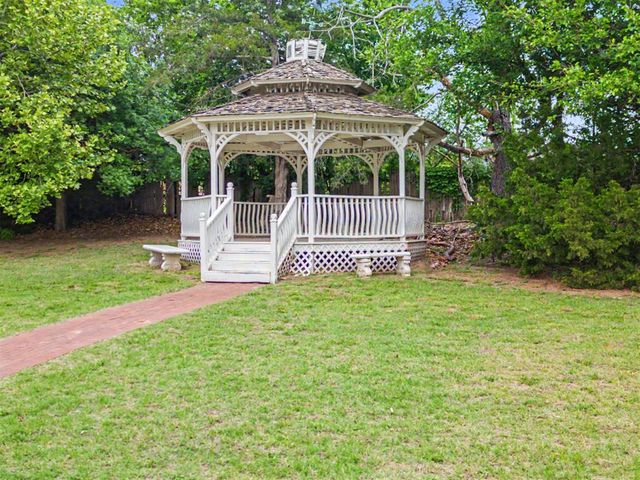 2550 E Overholser Drive, Oklahoma City, OK 73127