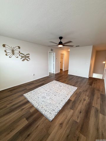 5323 HICKORY PL, San Antonio, TX 78222