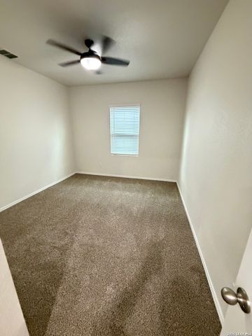 5323 HICKORY PL, San Antonio, TX 78222