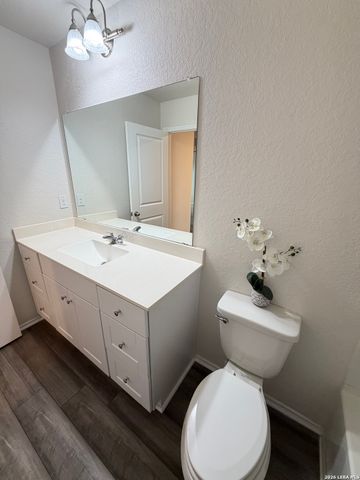 5323 HICKORY PL, San Antonio, TX 78222