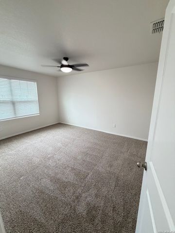5323 HICKORY PL, San Antonio, TX 78222