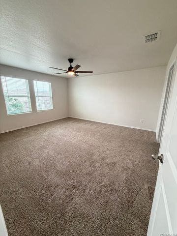 5323 HICKORY PL, San Antonio, TX 78222