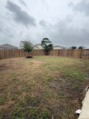5323 HICKORY PL, San Antonio, TX 78222