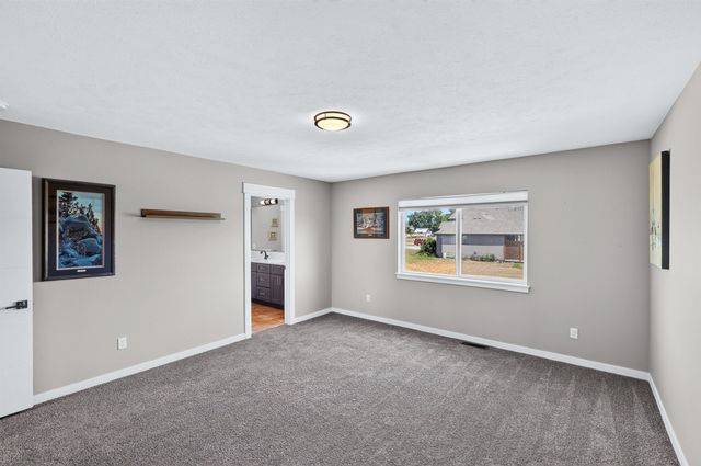 1922 W Lavender Ave, Spokane, WA 99206