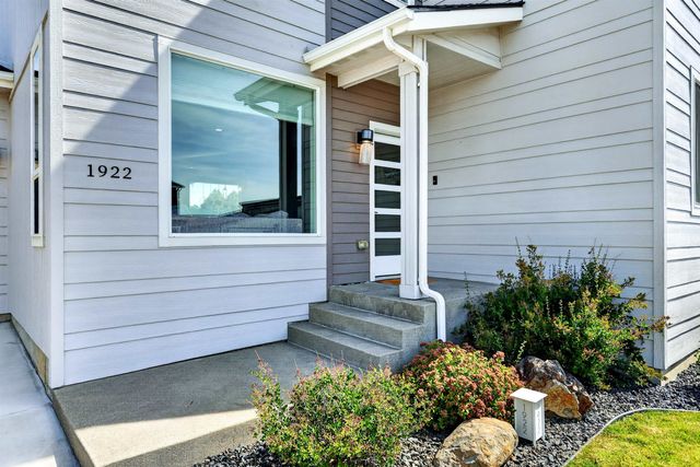 1922 W Lavender Ave, Spokane, WA 99206