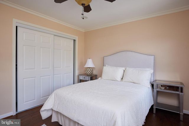 2712 UNICORN LN NW, Washington, DC 20015