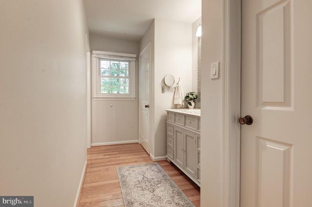 2603 OAKLEDGE CT, Vienna, VA 22181