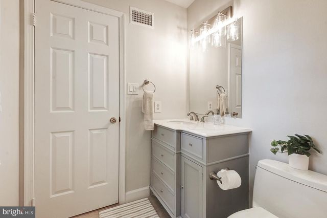 2603 OAKLEDGE CT, Vienna, VA 22181