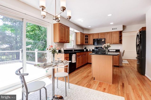 2603 OAKLEDGE CT, Vienna, VA 22181