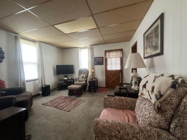 996 3rd Street, Logan, OH 43138