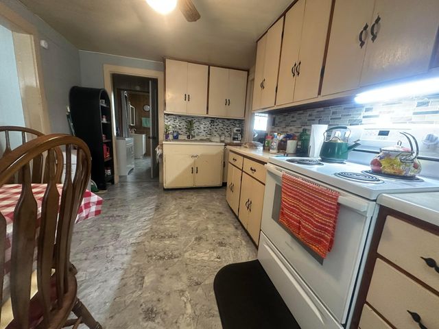 996 3rd Street, Logan, OH 43138