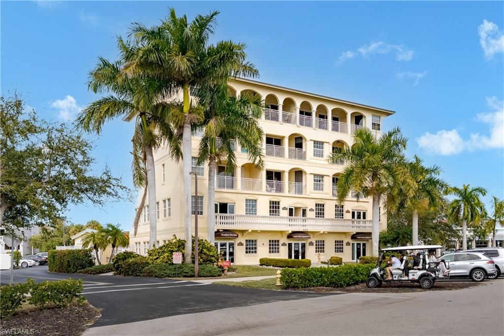 886 Park AVE 402, MARCO ISLAND, FL 34145 — exterior