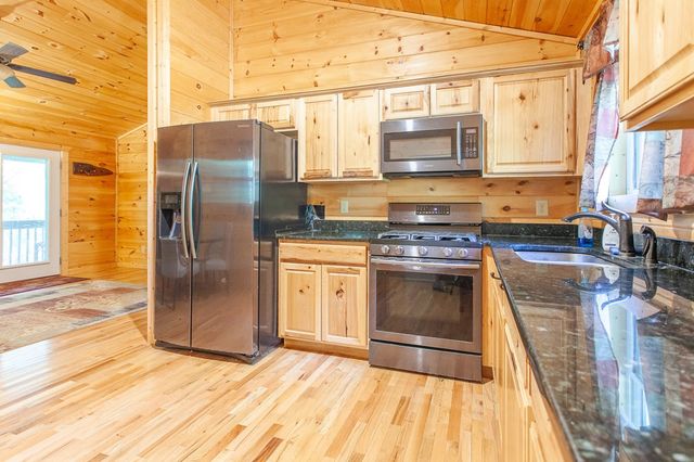15 Fern Ridge Trail, Murphy, NC 28906