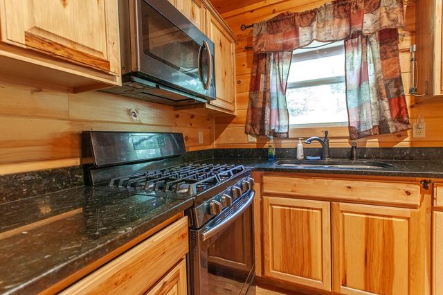 15 Fern Ridge Trail, Murphy, NC 28906