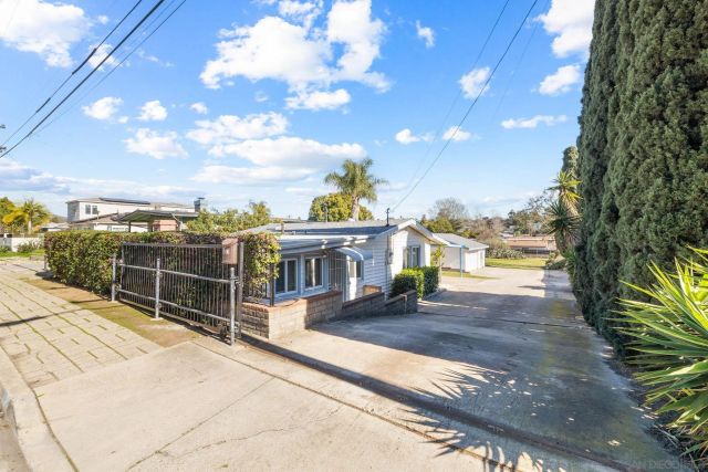 4501 Normandie Pl, La Mesa, CA 91942