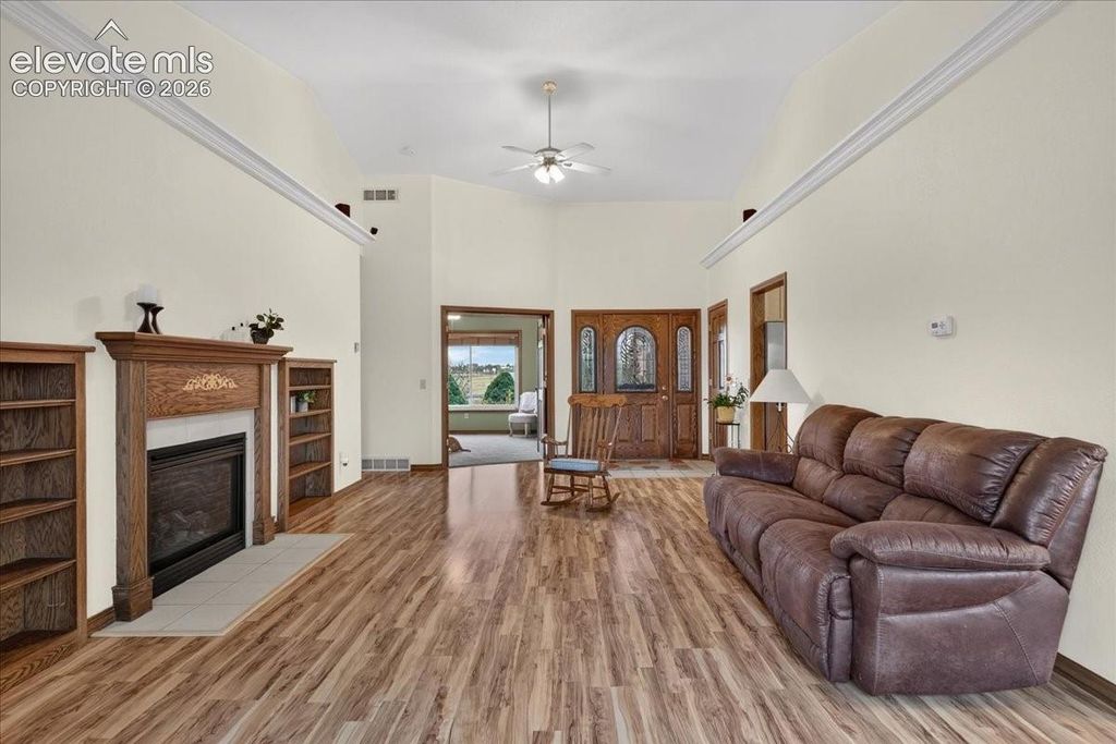 55739 E Apache Place, Strasburg, CO 80136 — photo 5