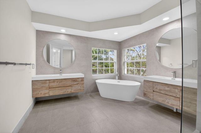 667 NE Trieste Lane, Boca Raton, FL 33487