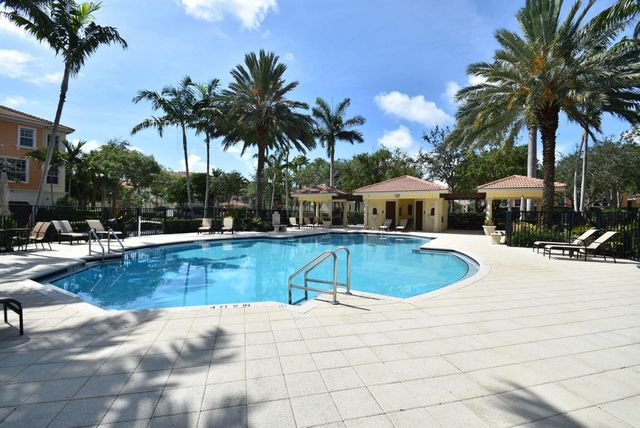 667 NE Trieste Lane, Boca Raton, FL 33487