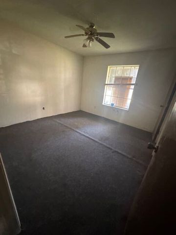 237 Palm, Marlin, TX 76661