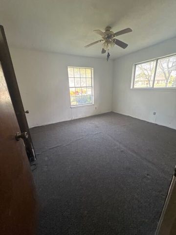 237 Palm, Marlin, TX 76661