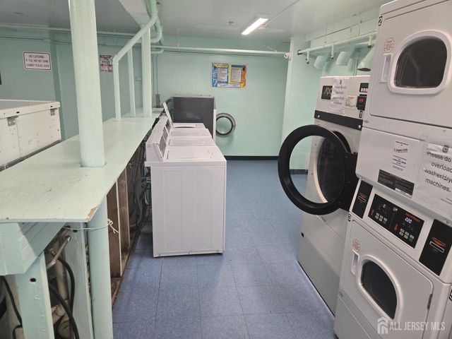 143 College Drive, Edison, NJ 08817